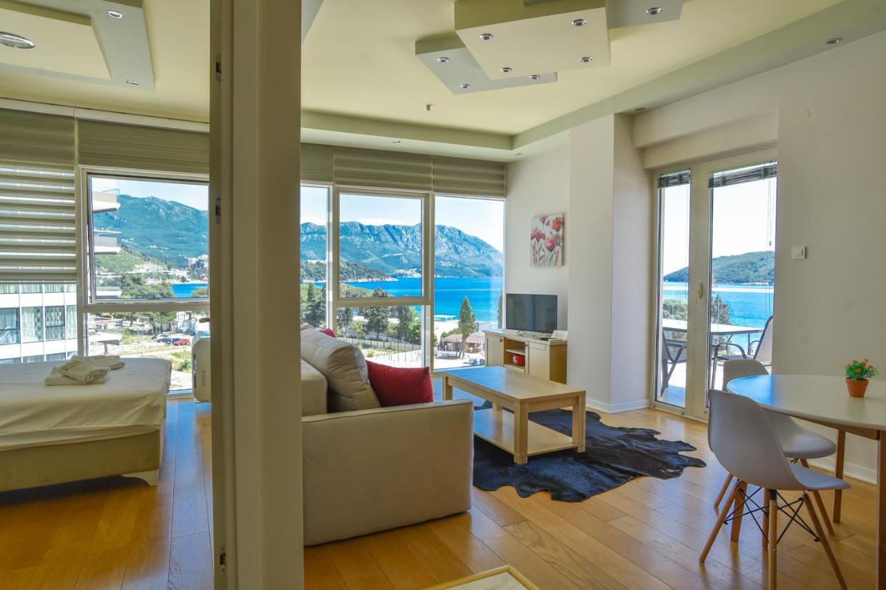 Apartments Menuet Budva Exterior foto