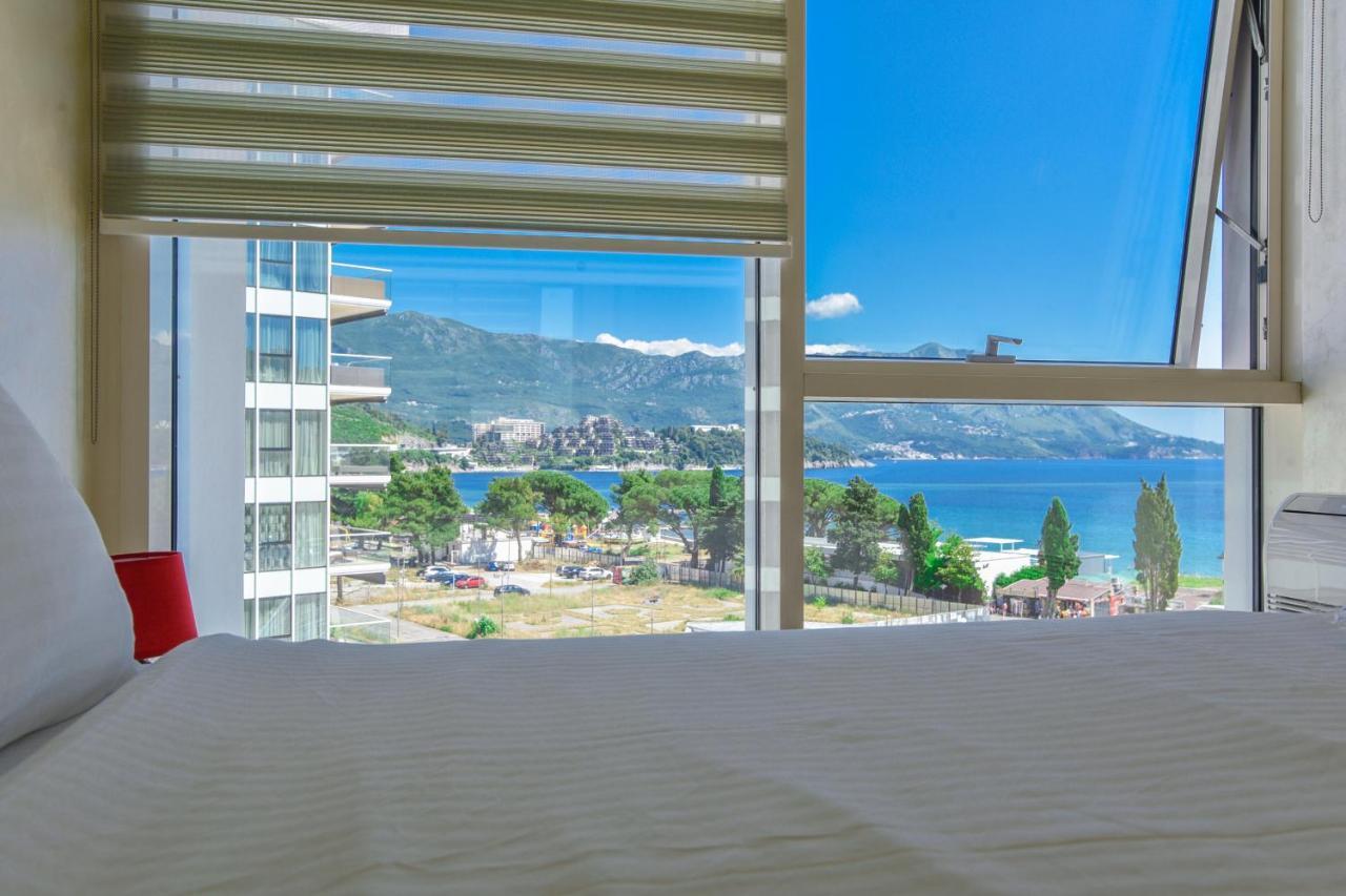 Apartments Menuet Budva Exterior foto