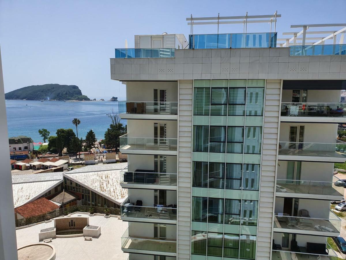 Apartments Menuet Budva Exterior foto