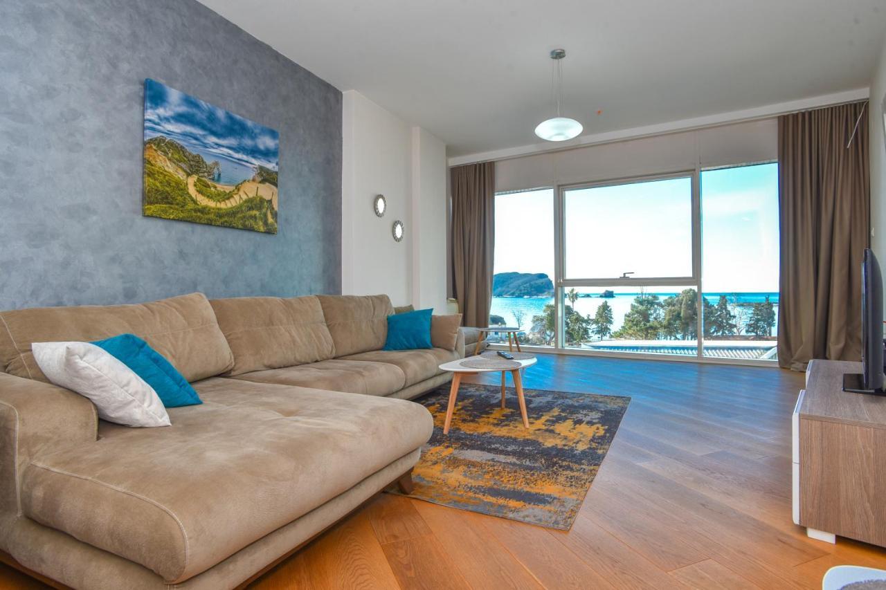 Apartments Menuet Budva Exterior foto
