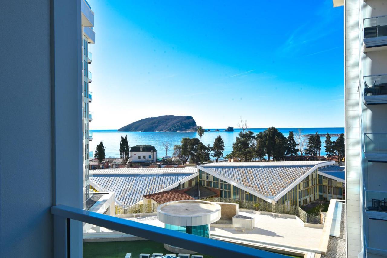 Apartments Menuet Budva Exterior foto